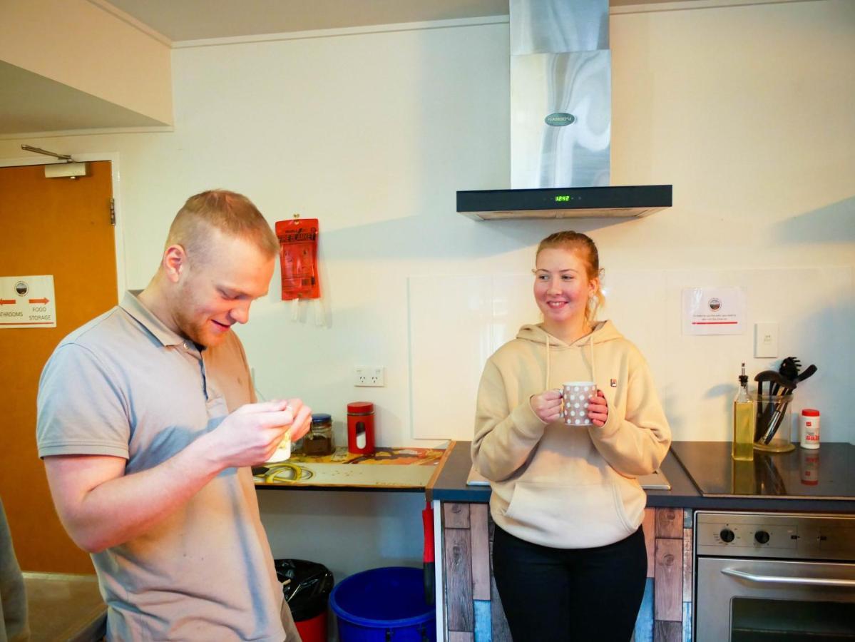 Hostel Wanaka Backpackers Bothy Zewnętrze zdjęcie
